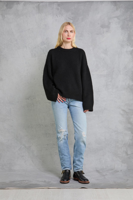 Boyfriend Sweater in Black