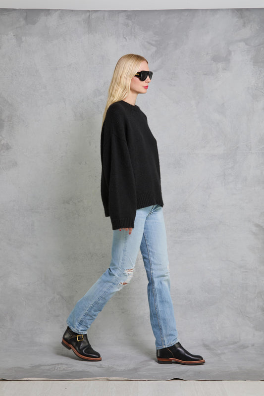 Boyfriend Sweater in Black
