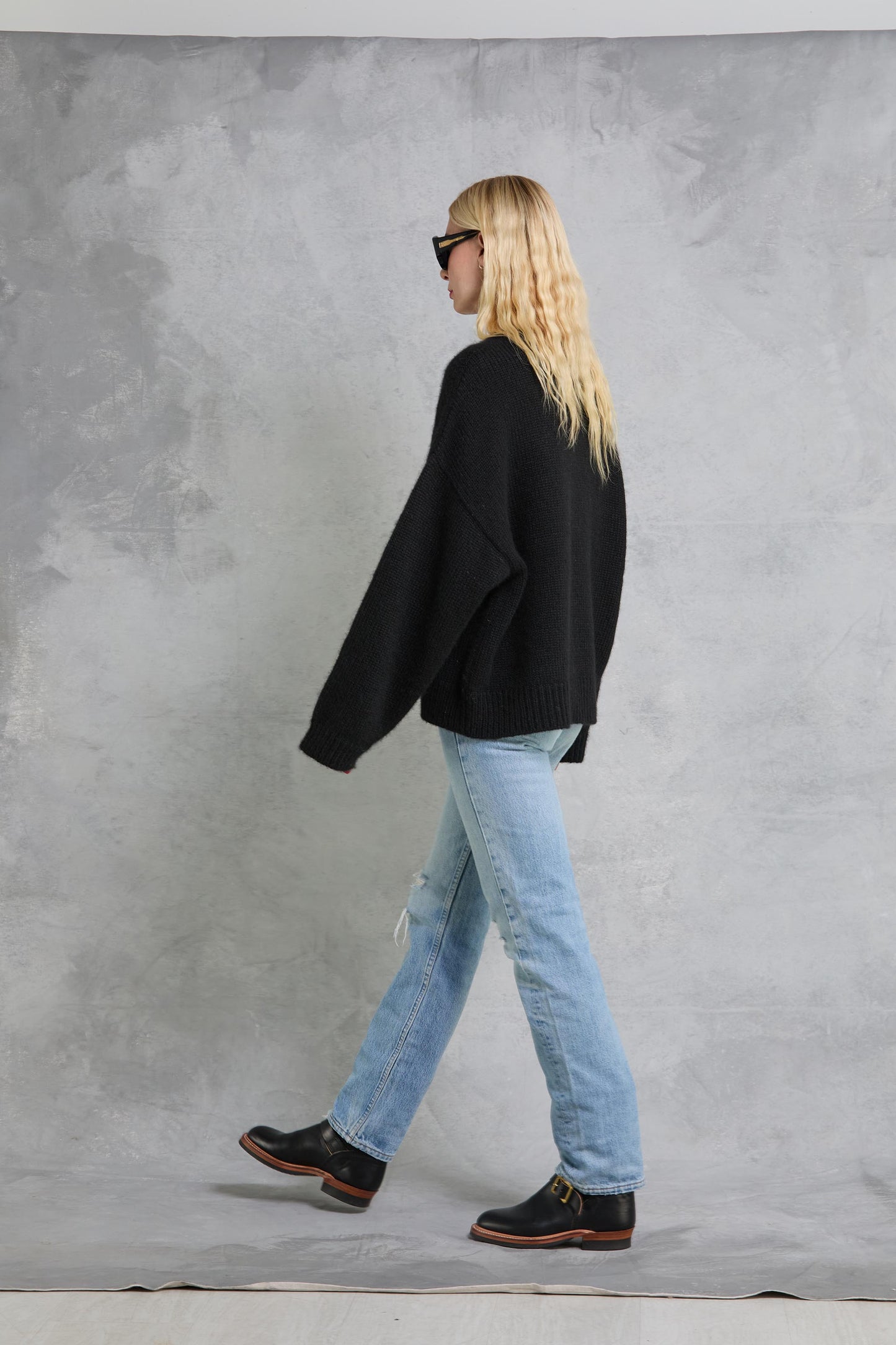 Boyfriend Sweater in Black