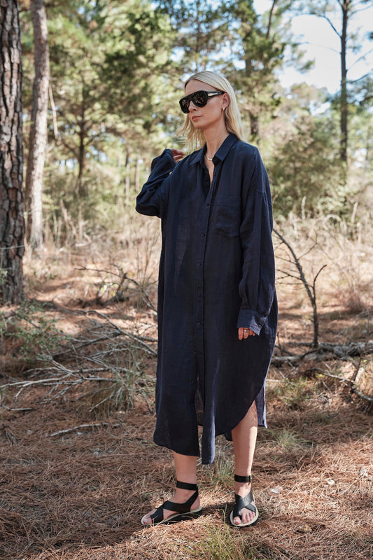 Florence Shirt Dress in Linen - Navy