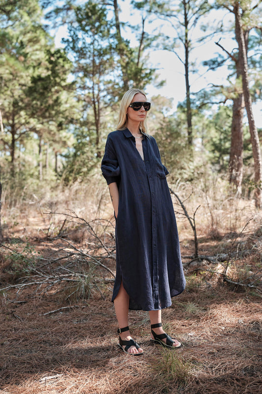 Florence Shirt Dress in Linen - Navy