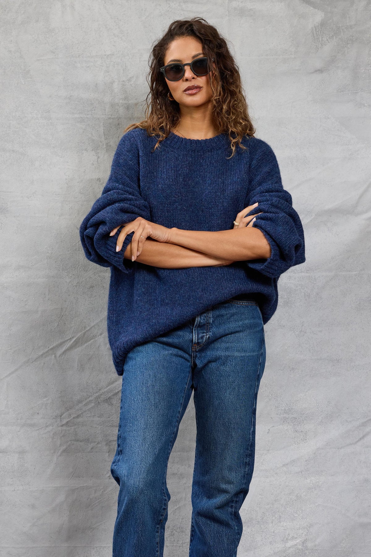Boyfriend Sweater in Navy