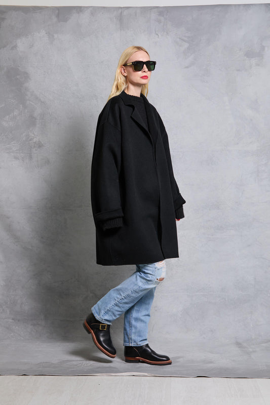 Stable Coat in Wool - Black