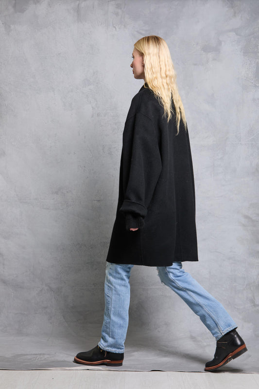 Stable Coat in Wool - Black