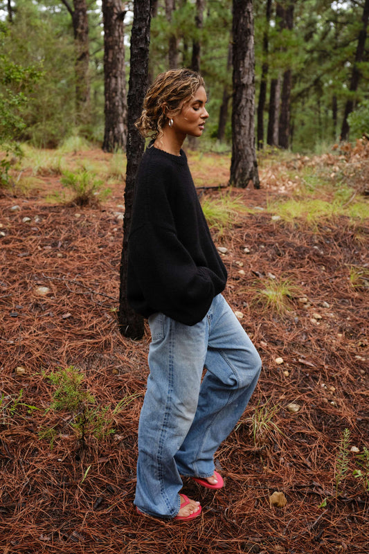 Boyfriend Sweater in Black
