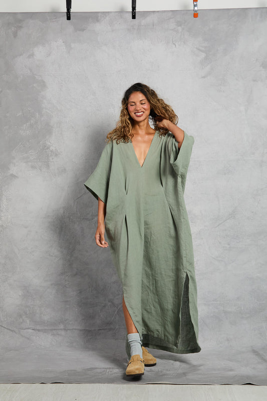 Throw on Dress in Linen - Limestone