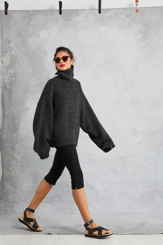 Chunky Hi Neck in Onyx