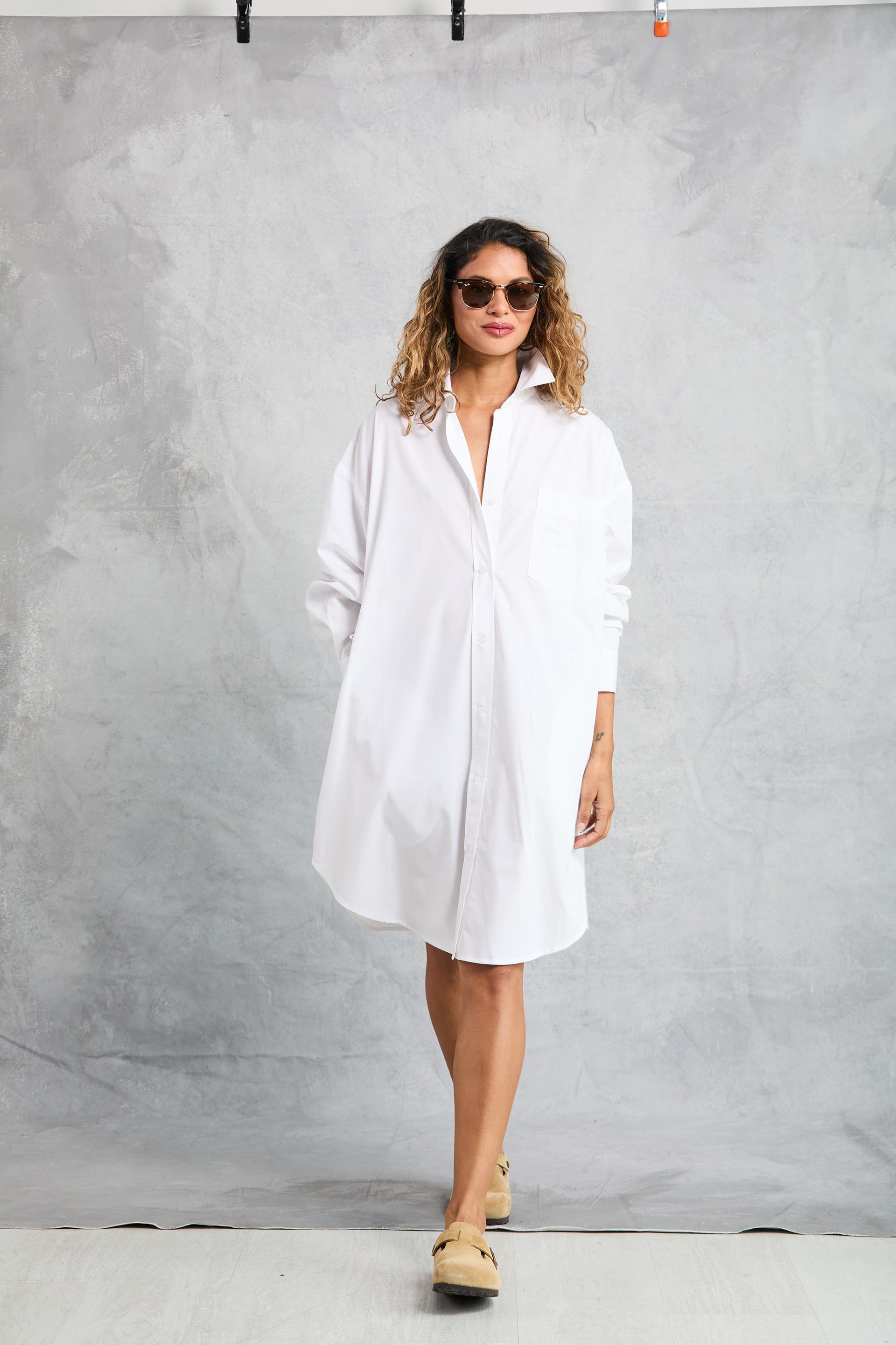 oxford shirt dress Rails | Harmony - White Stripe | Premium Cotton | Size XS The sleeves feature one Oxford Shirt Dress in Ink