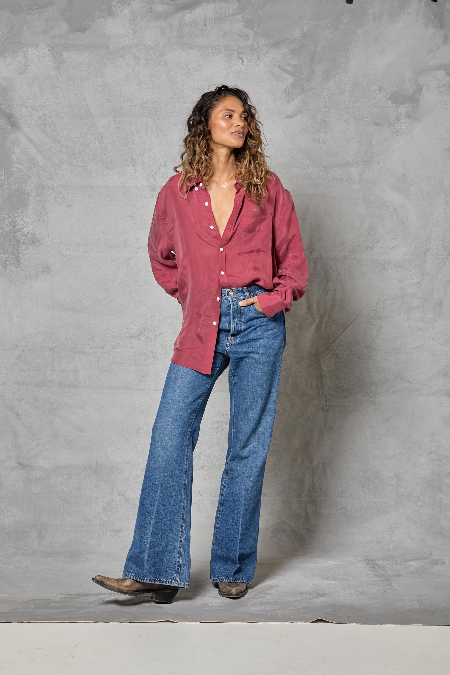 Slim Repeat Shirt in Berry