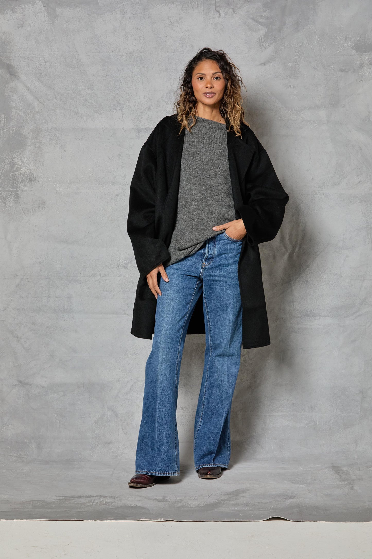 Stable Coat in Wool - Black