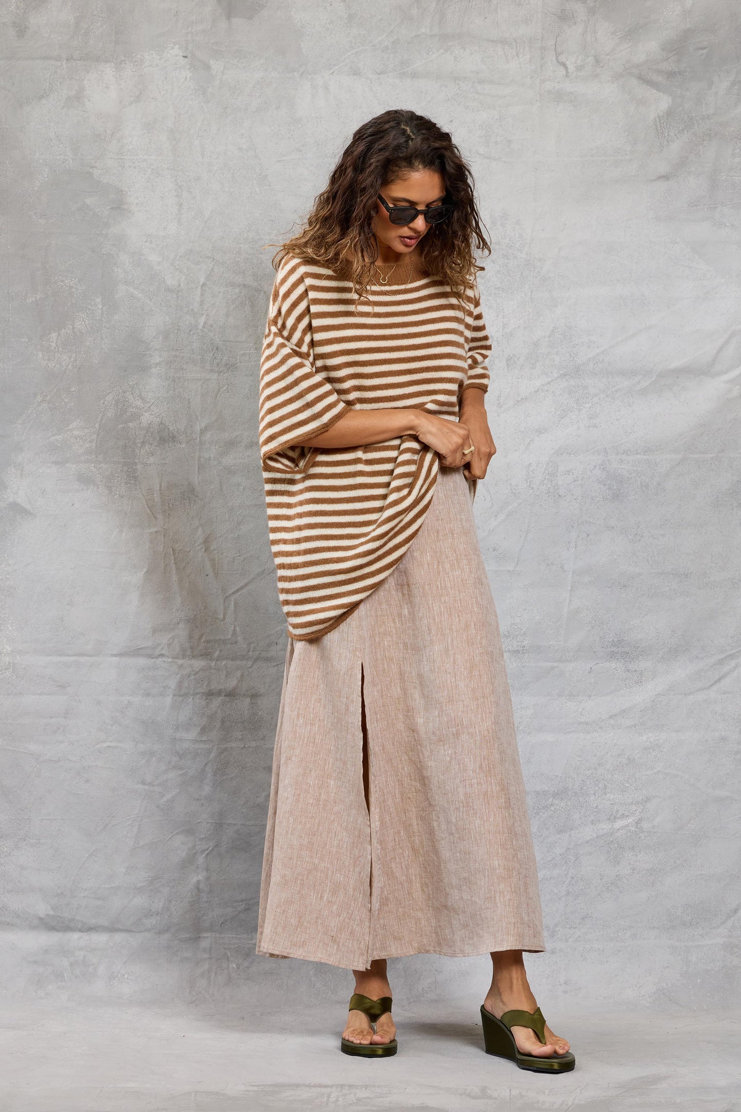 Riviera Skirt in Linen - Khaki