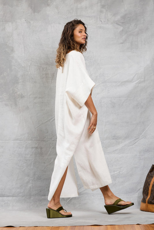 Throw on Dress in Linen - White