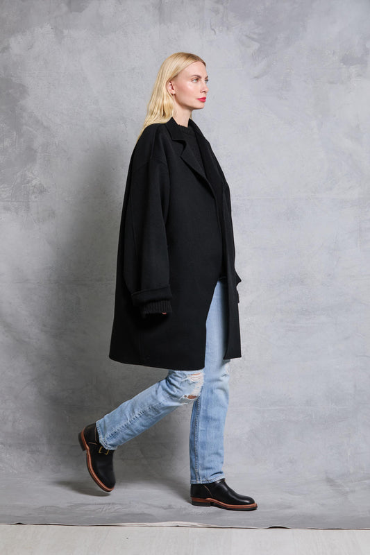 Stable Coat in Wool - Black