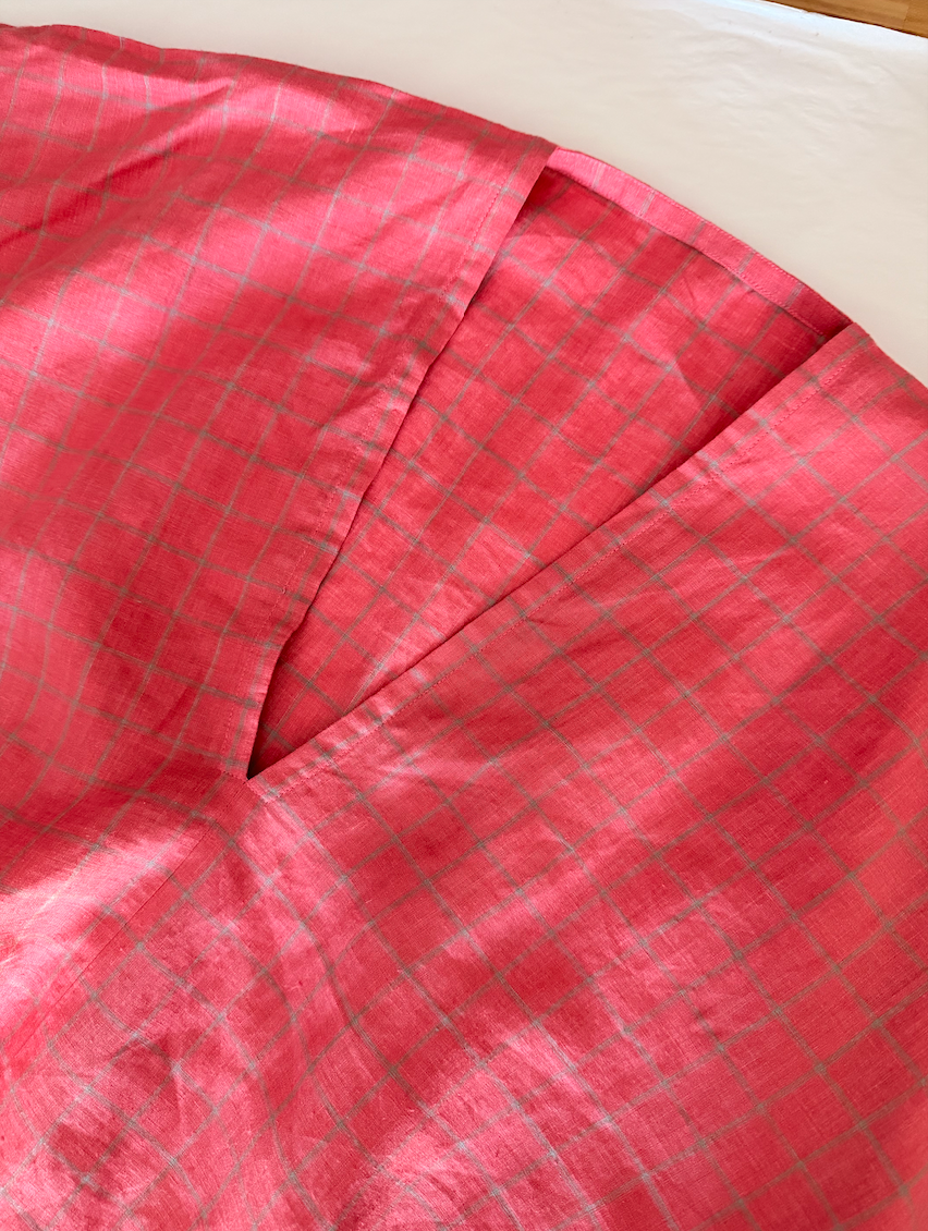 SAMPLE Throw-on Top in Linen Pink
