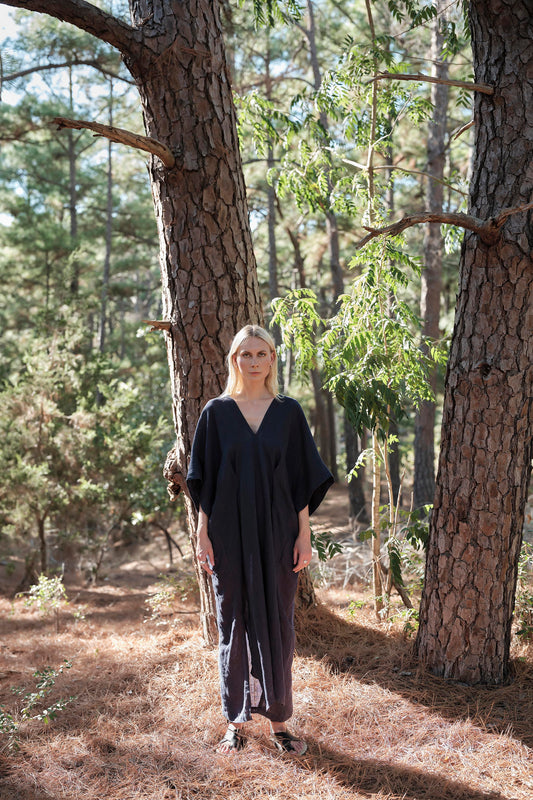 Throw on Dress in Linen - Navy