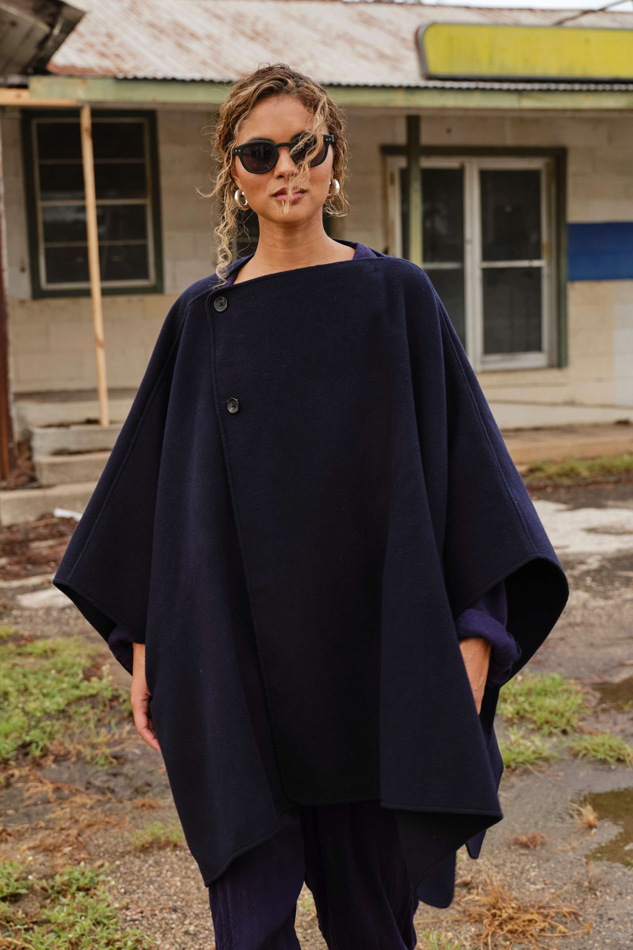 Throw On Cape in Wool Navy