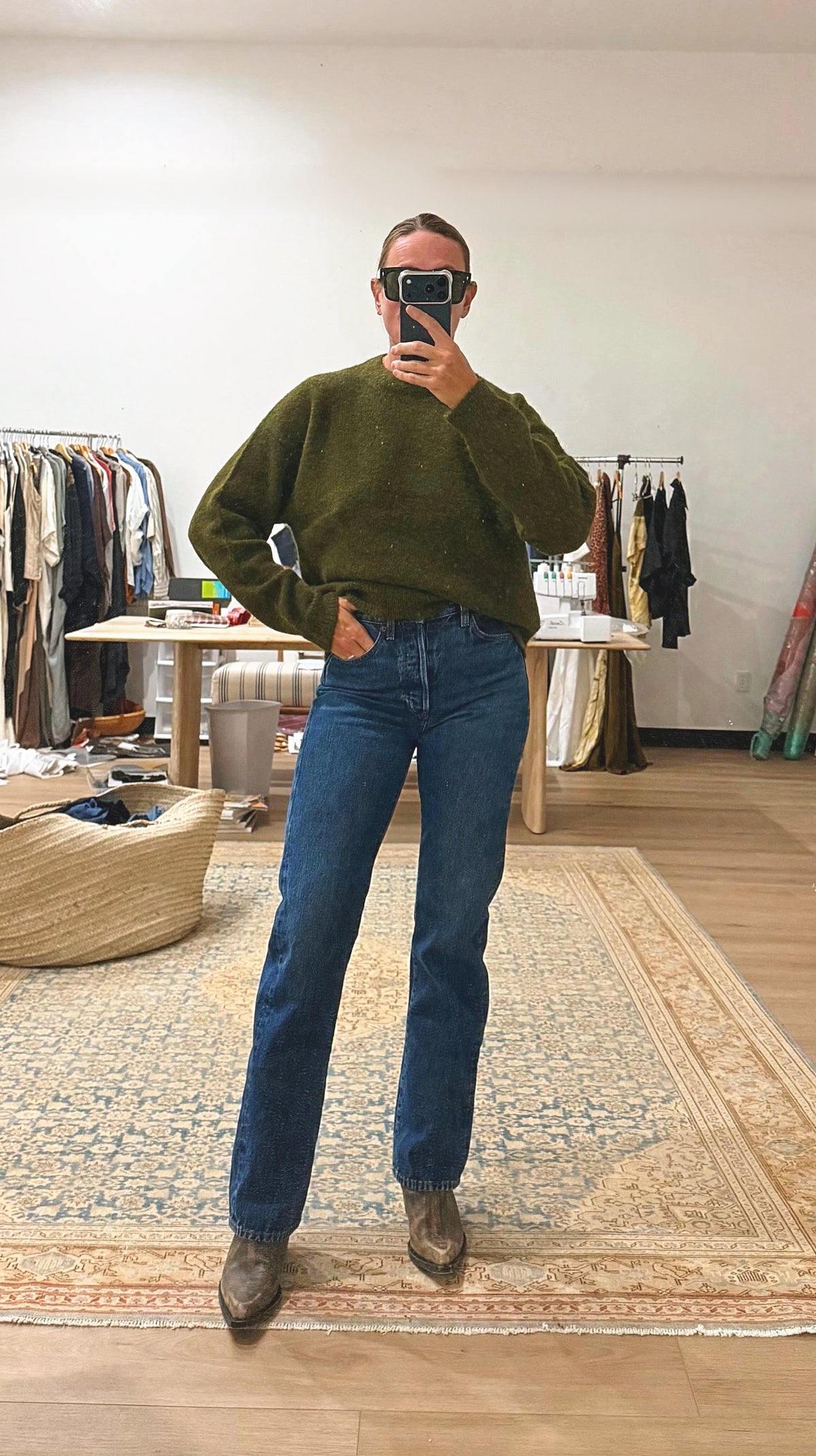 Joan Crewneck in Olive