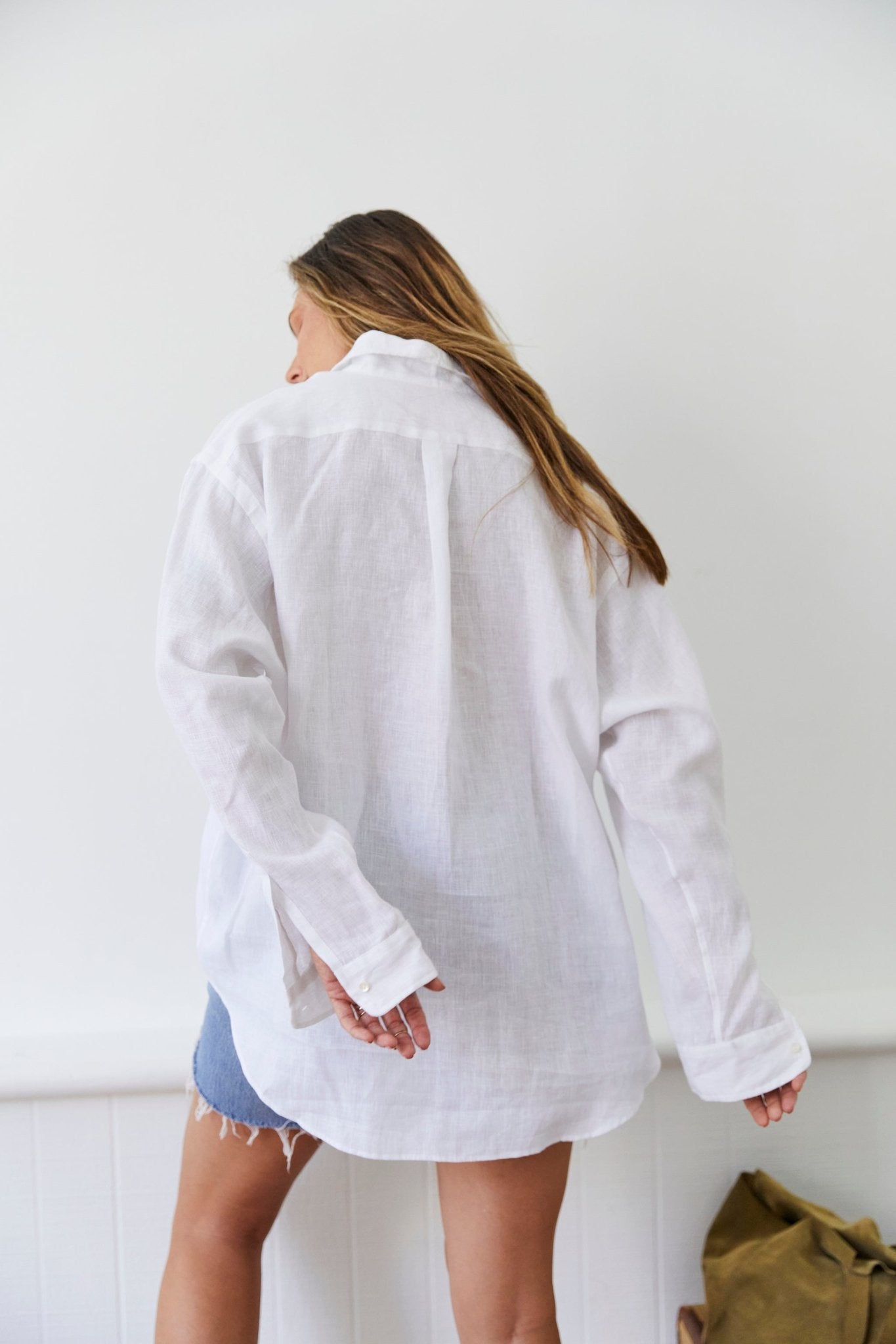 Classic Repeat Shirt - White Linen - MAMÈNE